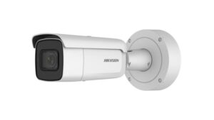 Cámara de red tipo bala varifocal de 6 MP con tecnología DarkFighter