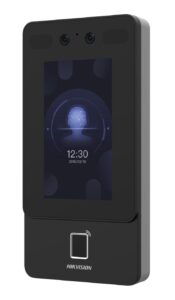 Terminal de reconocimiento facial